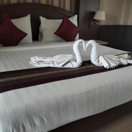 The Lion King Hotel Udonthani Екстер'єр фото