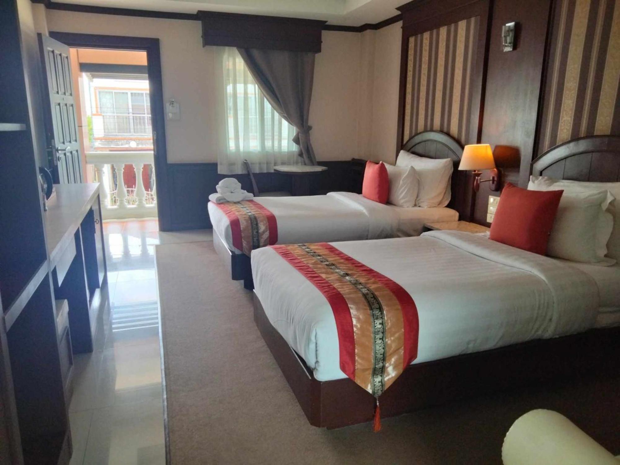 The Lion King Hotel Udonthani Екстер'єр фото